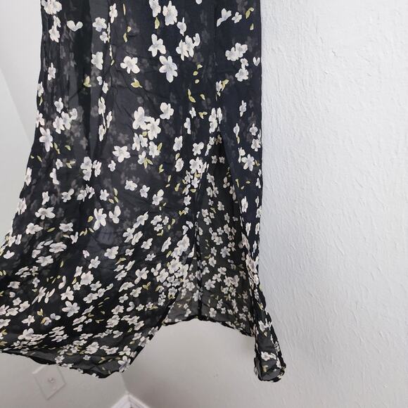 Reformation Black Floral Oleander Sheer Flutter Short Sleeve V-Neck Midi Dress - Picture 6 of 11